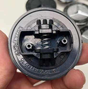 MB Bonnet Emblem Black/Chrome