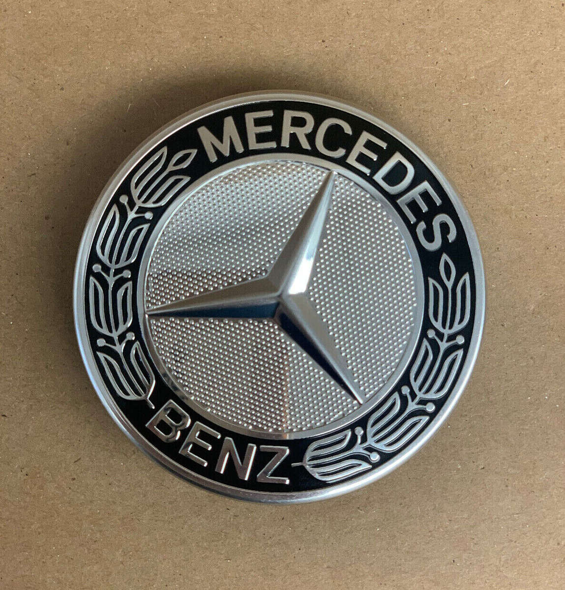 MB Bonnet Emblem Black/Chrome