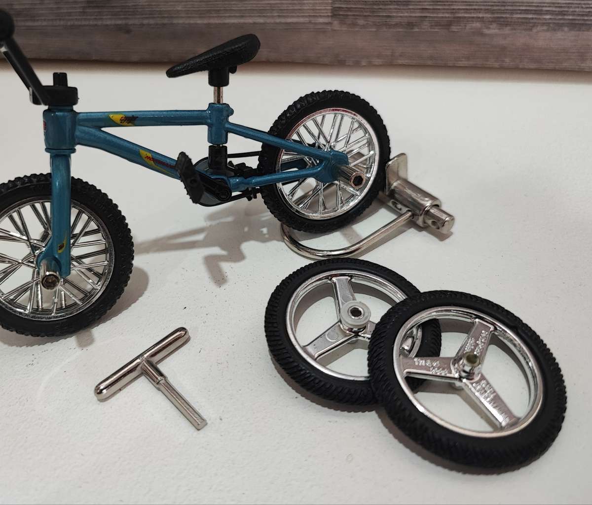 1999 Flick Trix HoffmanBikes(Light Blue) Finger BMX with Accessories