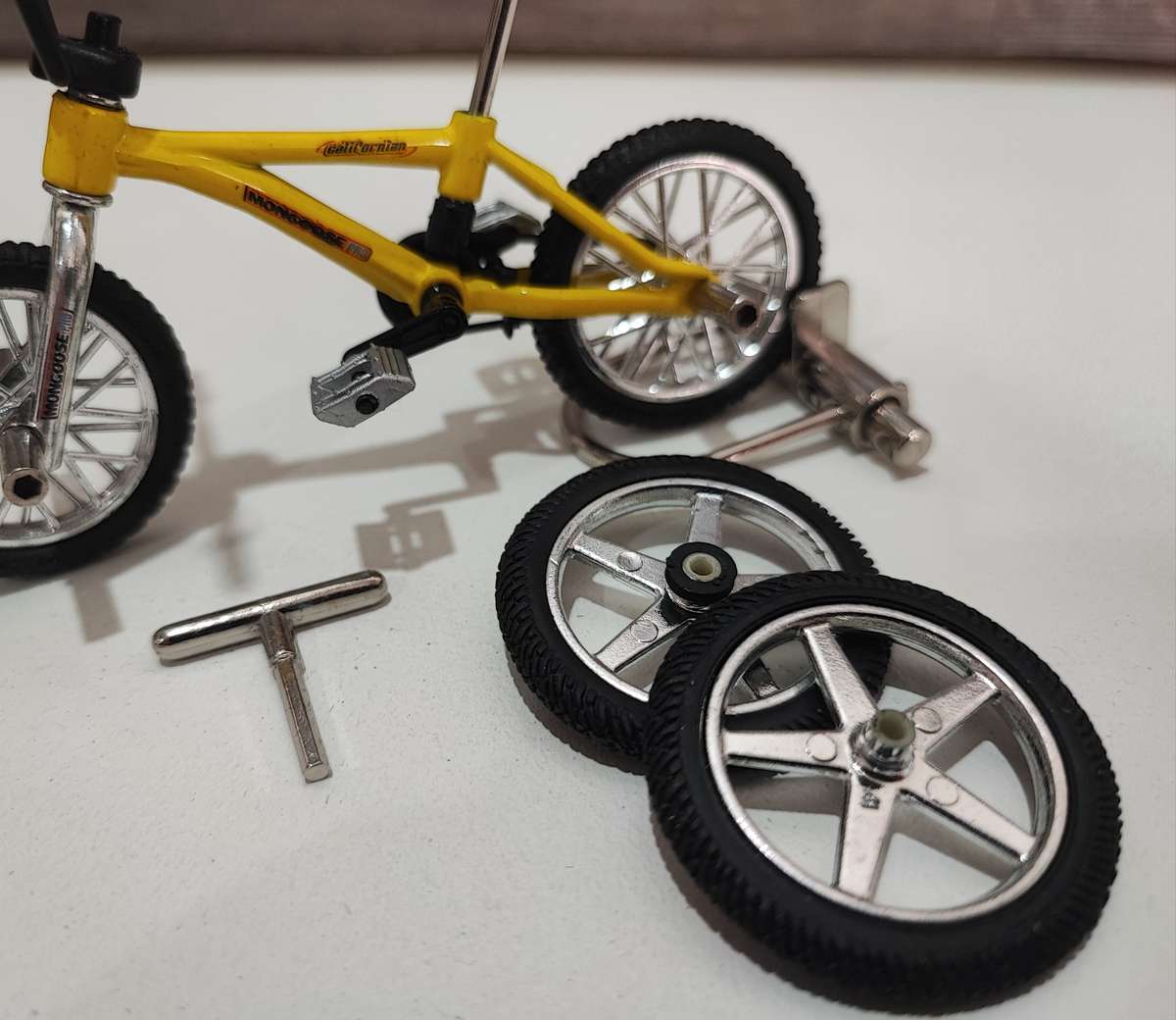 1999 Flick Trix Mongoose(Yellow) Finger BMX with Accessories