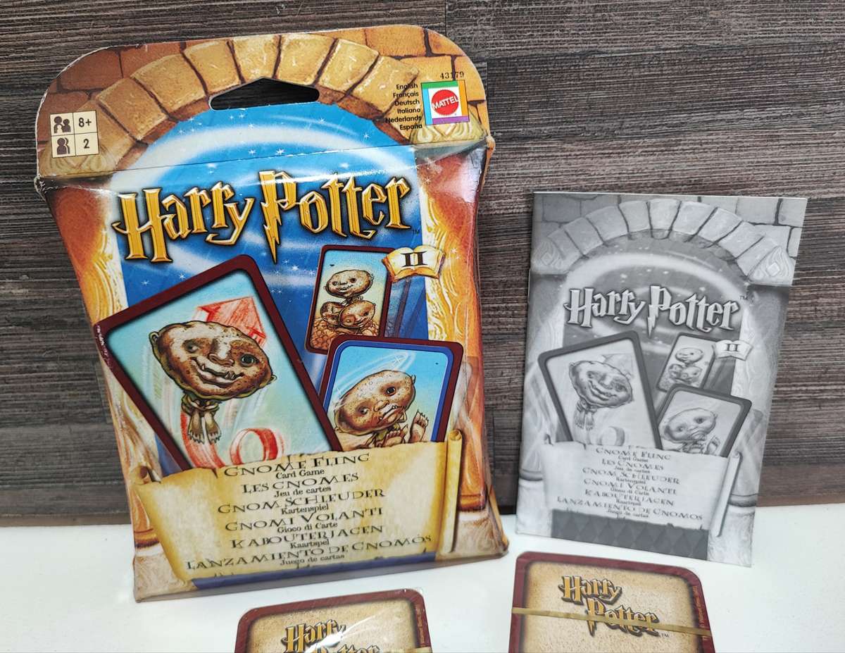 Mattel Harry Potter Gnome Fling Card Game