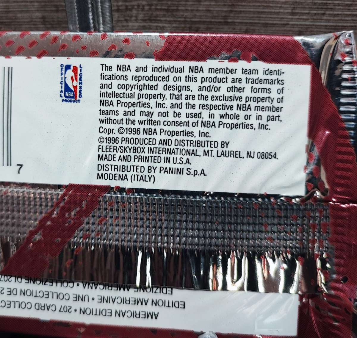 Vintage 96/97 Fleer NBA Basketball Trading Cards(Factory sealed)