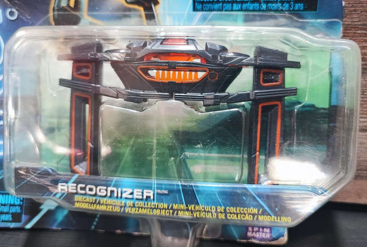 2010 Spinmaster Tron Legacy - Recognizer