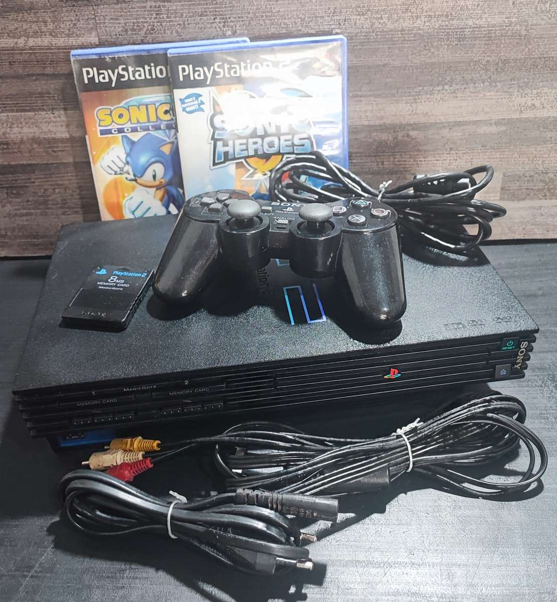 Sony PlayStation (PHAT) 2 Bundle