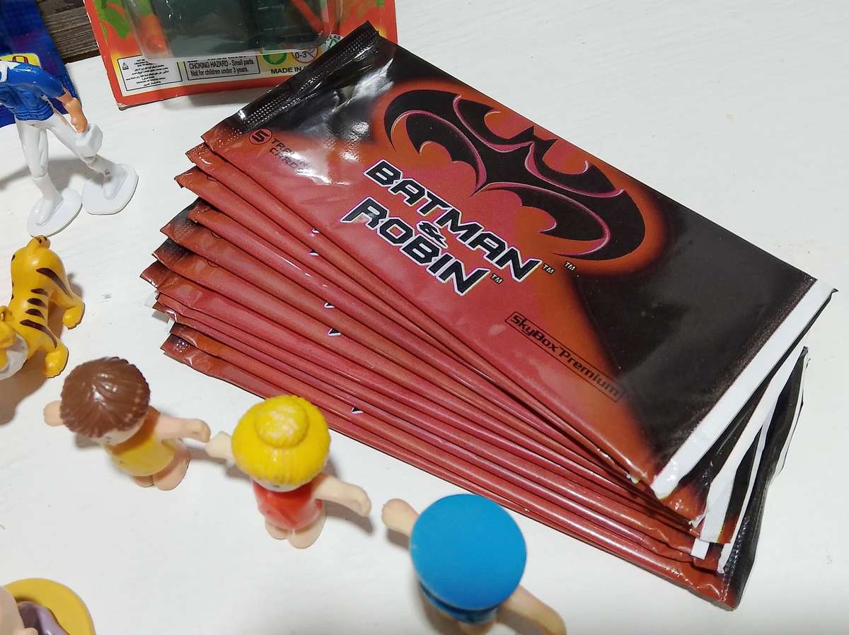 Vintage Toy Combo(Smurf, 80's Arco Airplane people and more)