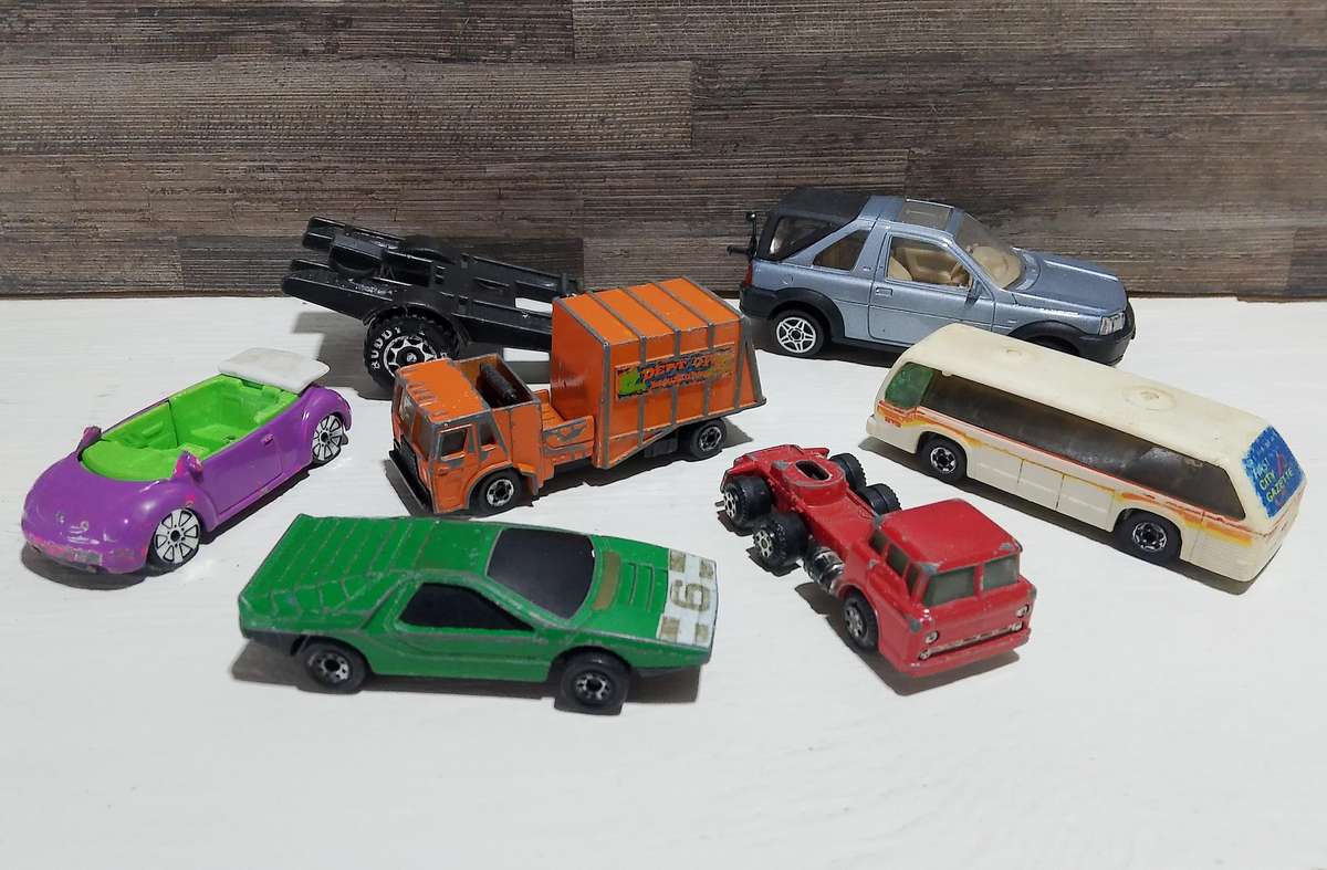 Mixed Die Cast Combo(Hot wheels, Matchbox etc)
