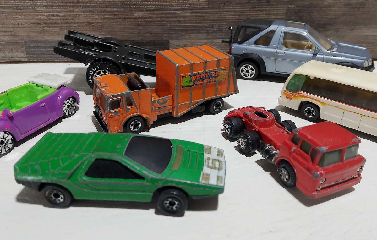 Mixed Die Cast Combo(Hot wheels, Matchbox etc)