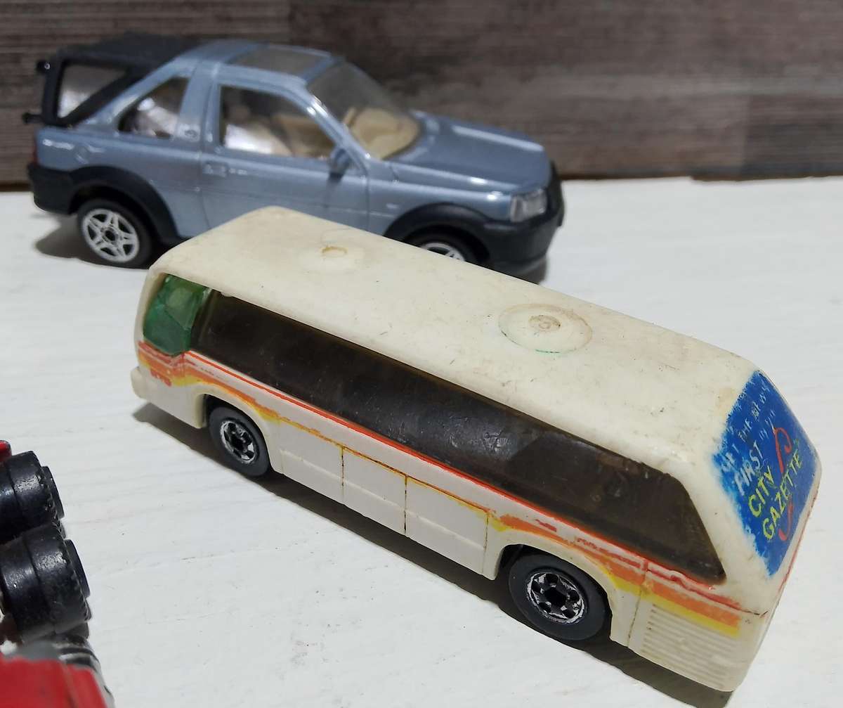 Mixed Die Cast Combo(Hot wheels, Matchbox etc)