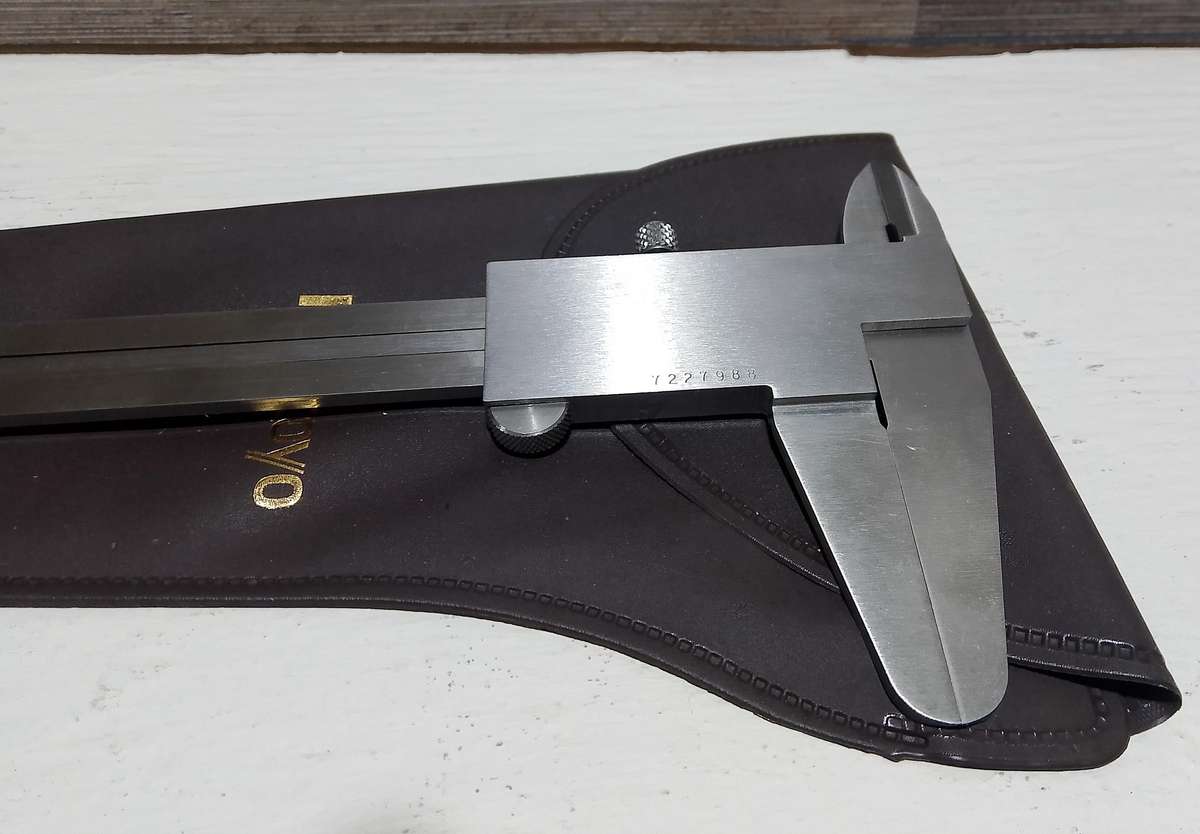 Mitutoyo Vernier Caliper 200mm/0.05