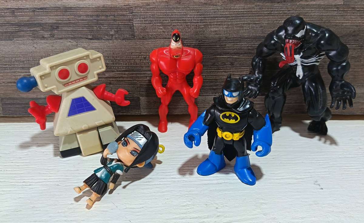 Vintage Figures Lot 1