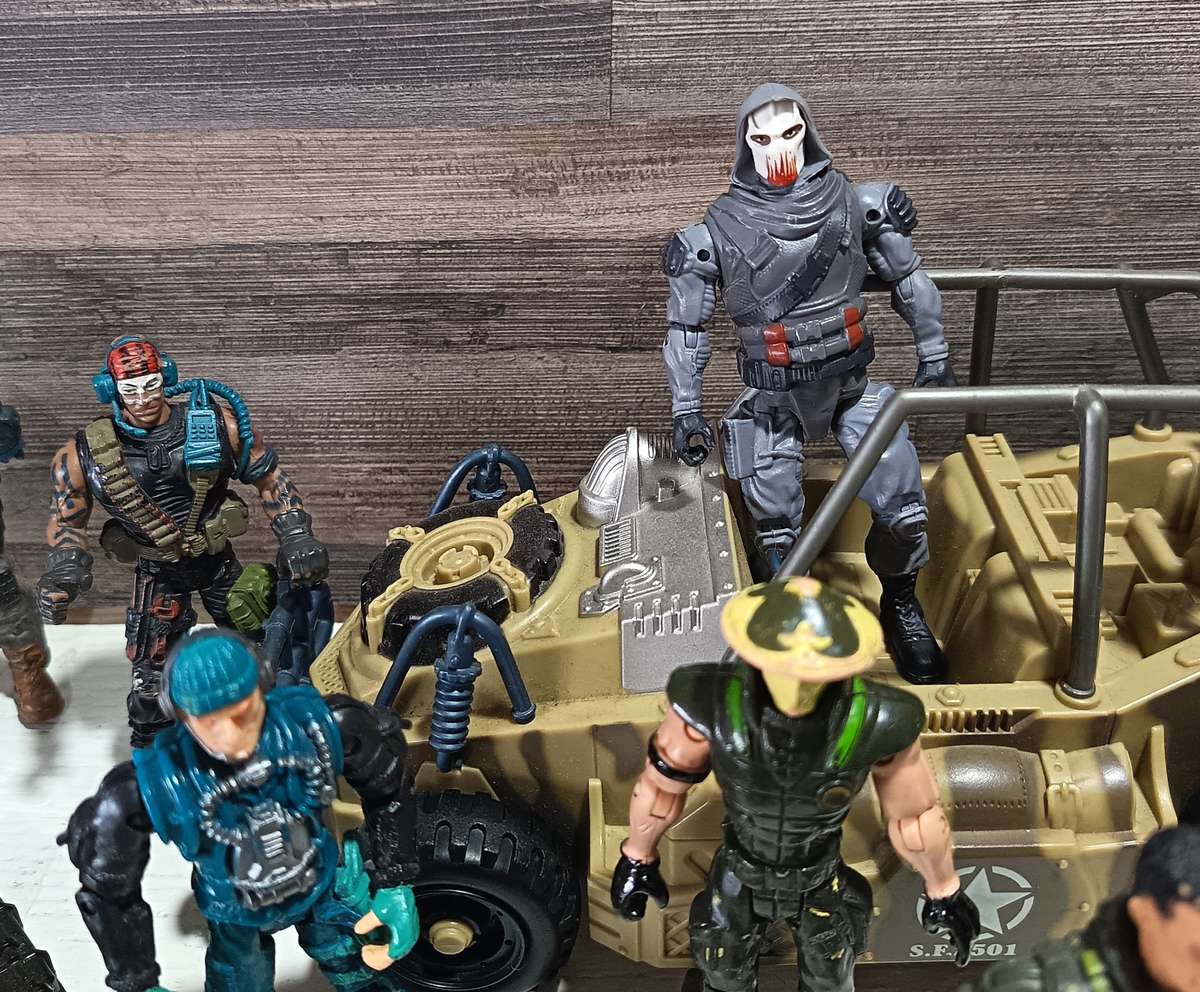 Vintage Lanard The Corps Figures and Accessories