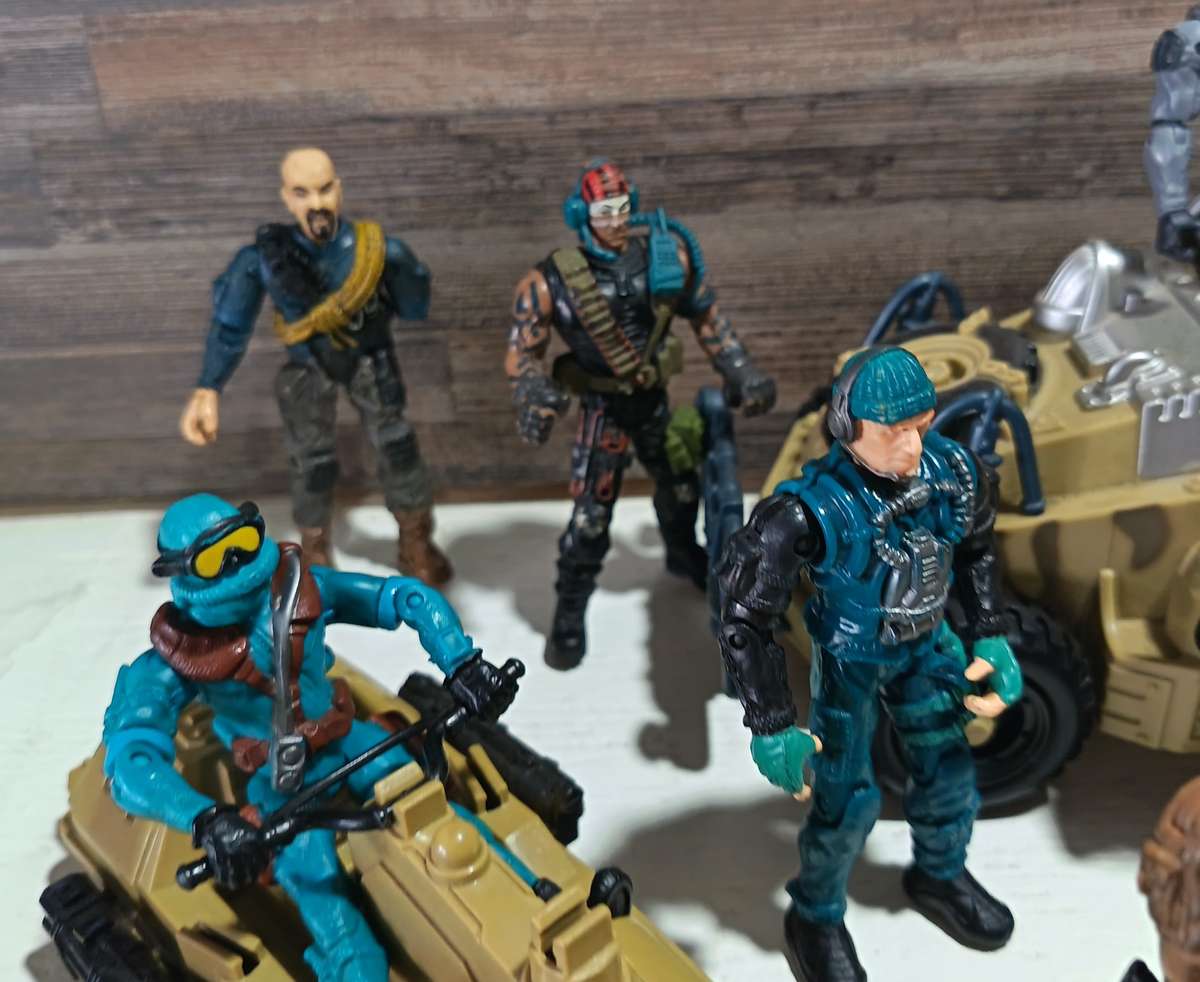 Vintage Lanard The Corps Figures and Accessories