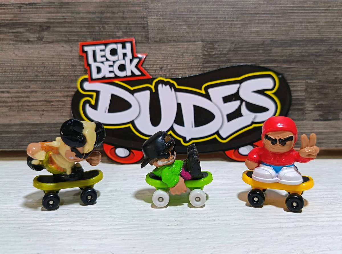 2004 Tech Deck Dudes Mini Figures Set 4