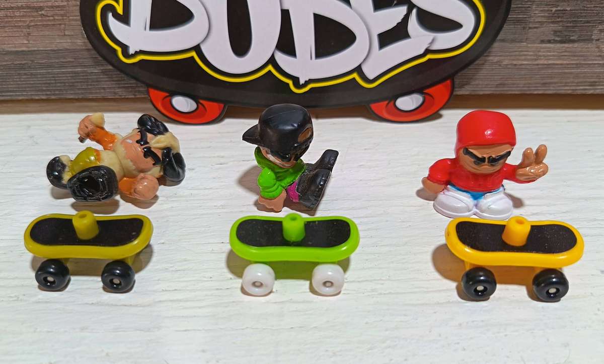 2004 Tech Deck Dudes Mini Figures Set 4