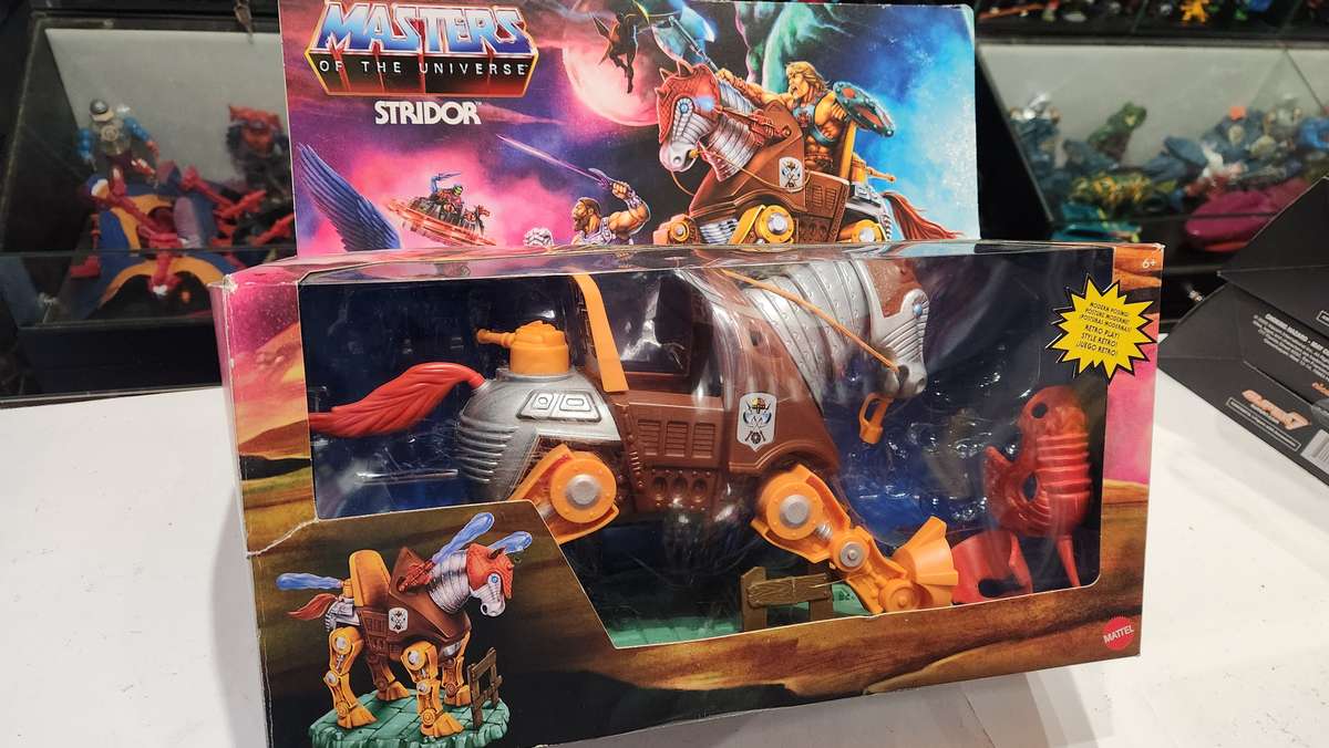 Masters Of The Universe (Motu) Origins Stridor Figure Boxed