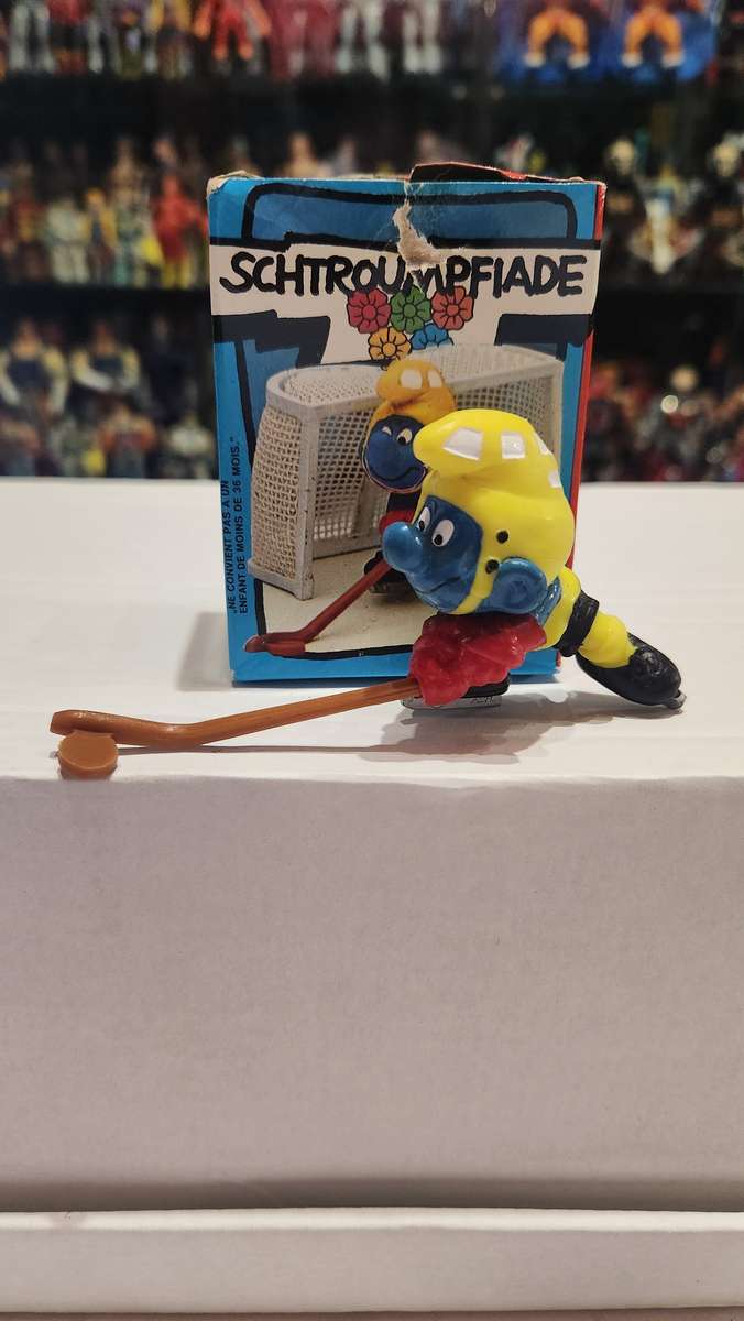1978 Vintage Peyo Icehockey Smurf
