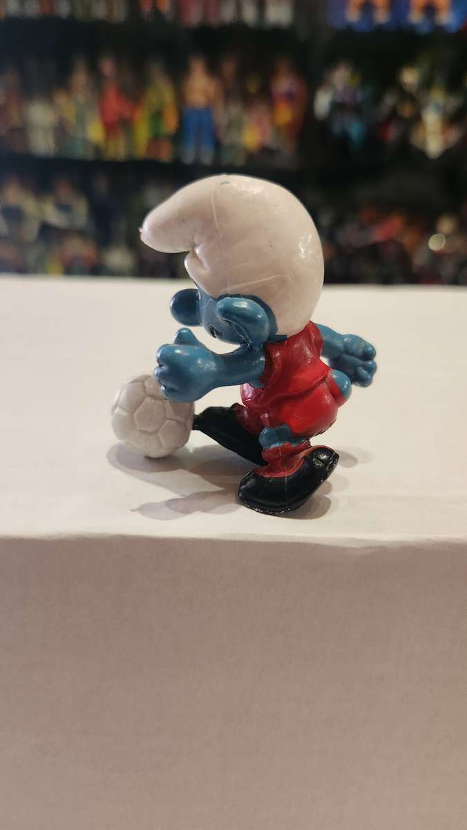 1978 Vintage Peyo Soccer Player Smurf