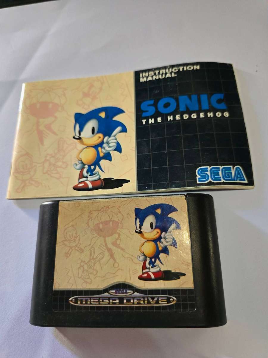 Sega Mega Drive Sonic The Hedgehog With Booklet