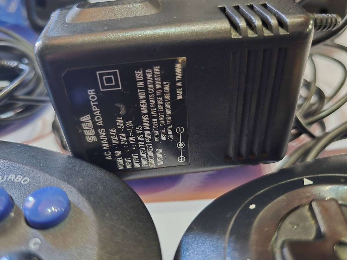 Sega Mega Drive 16-Bit Console With x2 Controllers