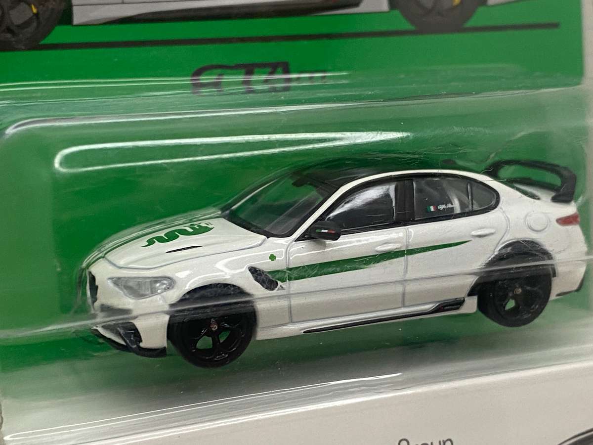 Tarmac Works - Alfa Romeo GTAm - Limited edition - White - Sealed