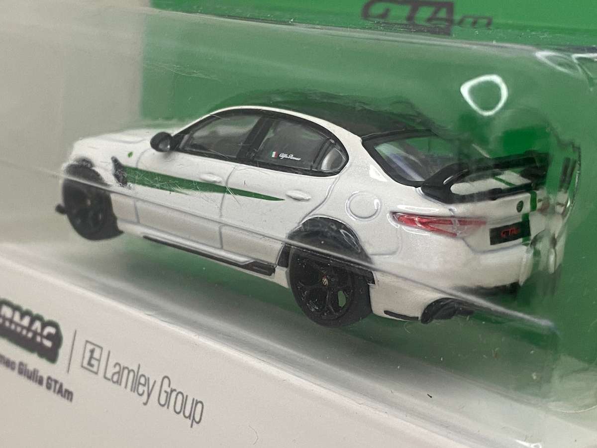 Tarmac Works - Alfa Romeo GTAm - Limited edition - White - Sealed