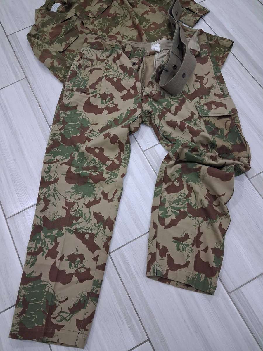 SA Special Task Force Camo Set (1980's):  Trouser 97-84 + Shirt L + Web-Belt