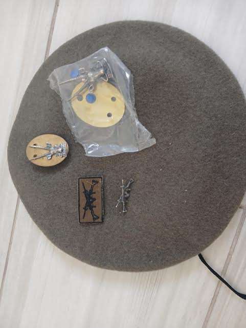 SWATF - SWA MILITARY BERET + 2X HEADQUARTERS + 2X MARKSMAN BADGES - LOT