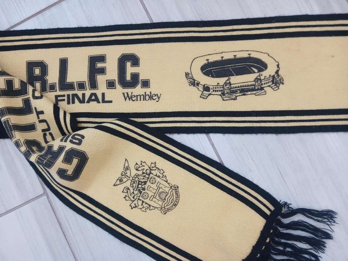 Rugby Scarf / Serp - CASTLEFORD R.L.F.C. Wembly