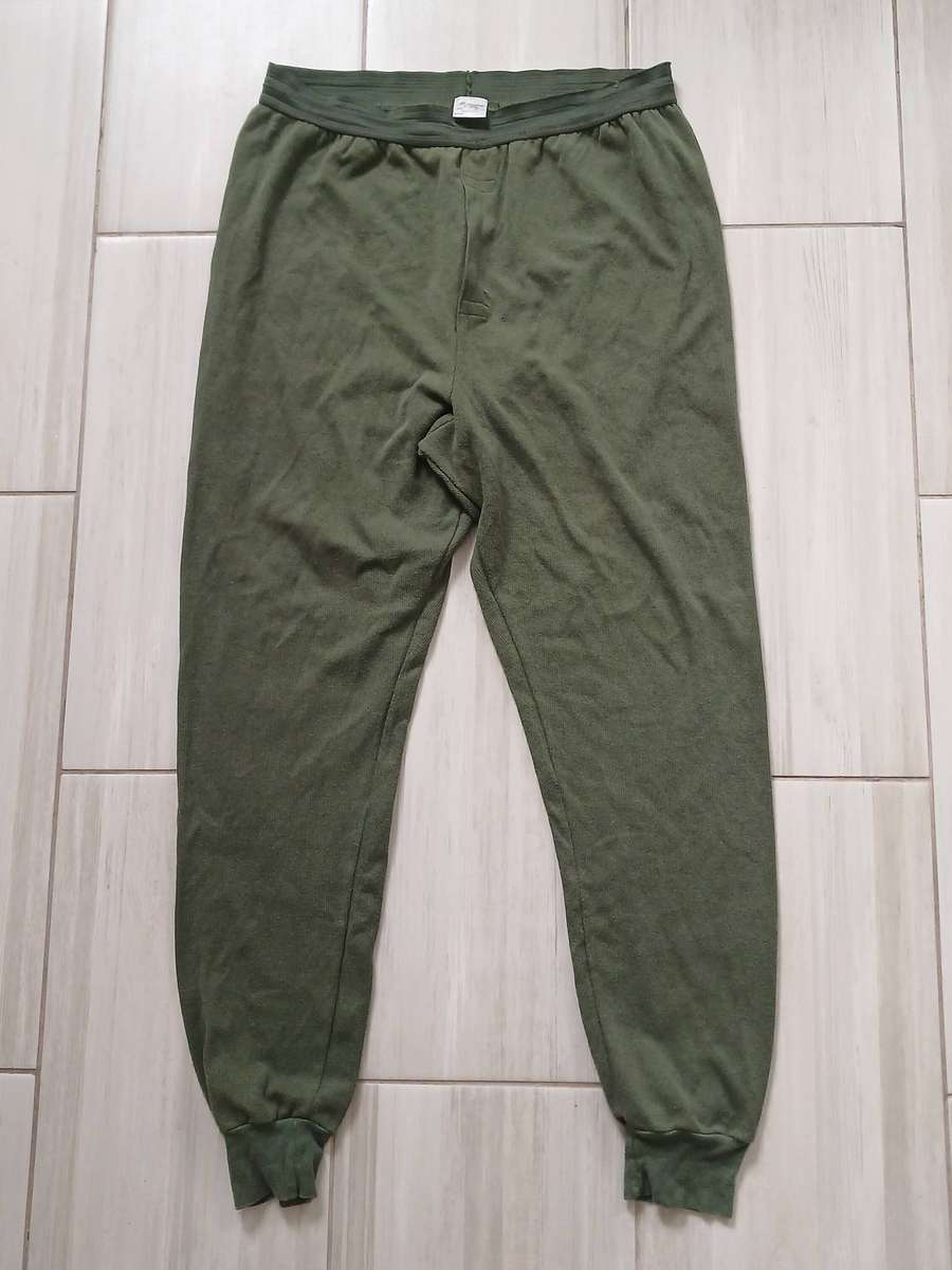 Military Green Thermal Long Johns Size 95-120 (New)