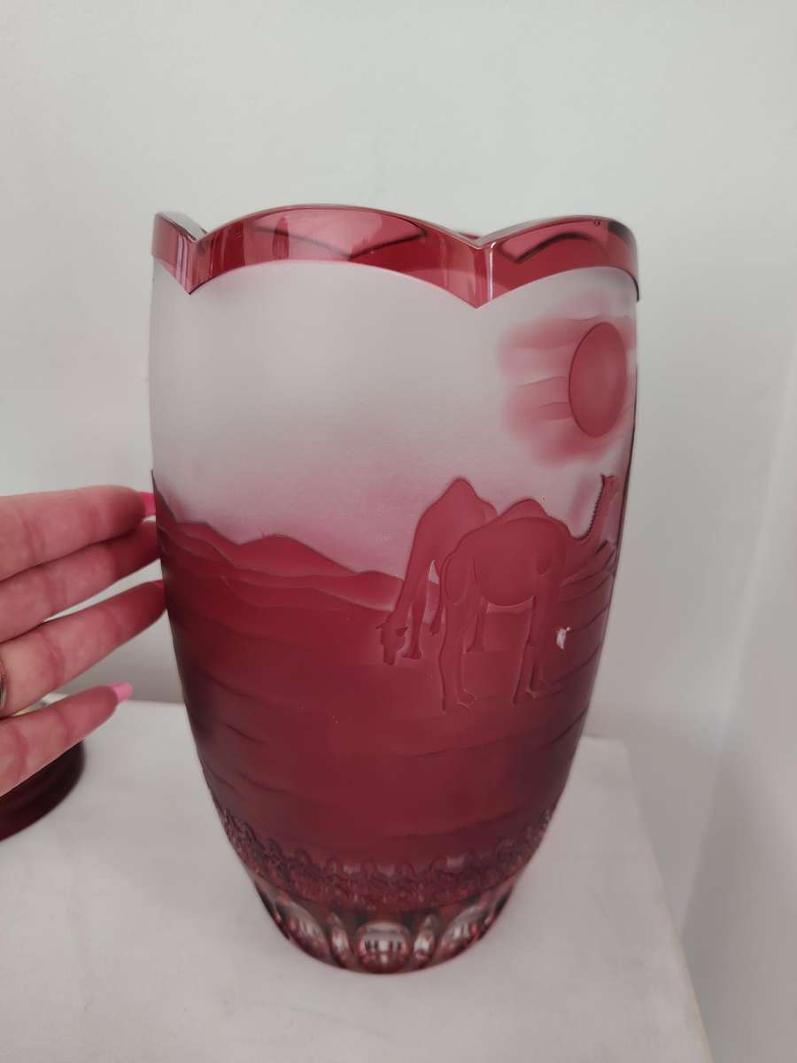 Stunning solid Arnstatd Kristel vintage vase