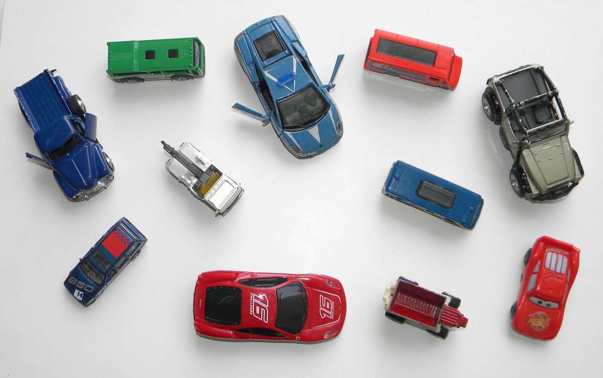 Hot Wheels, Matchbox, Maisto, etc, lot of cars