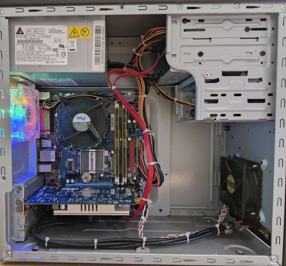 Windows 10 Desktop PC, GT220 1Gb GPU, Core2 Duo E7500 CPU, 4Gb RAM, 128Gb SSD, DVD, Win 10 Pro