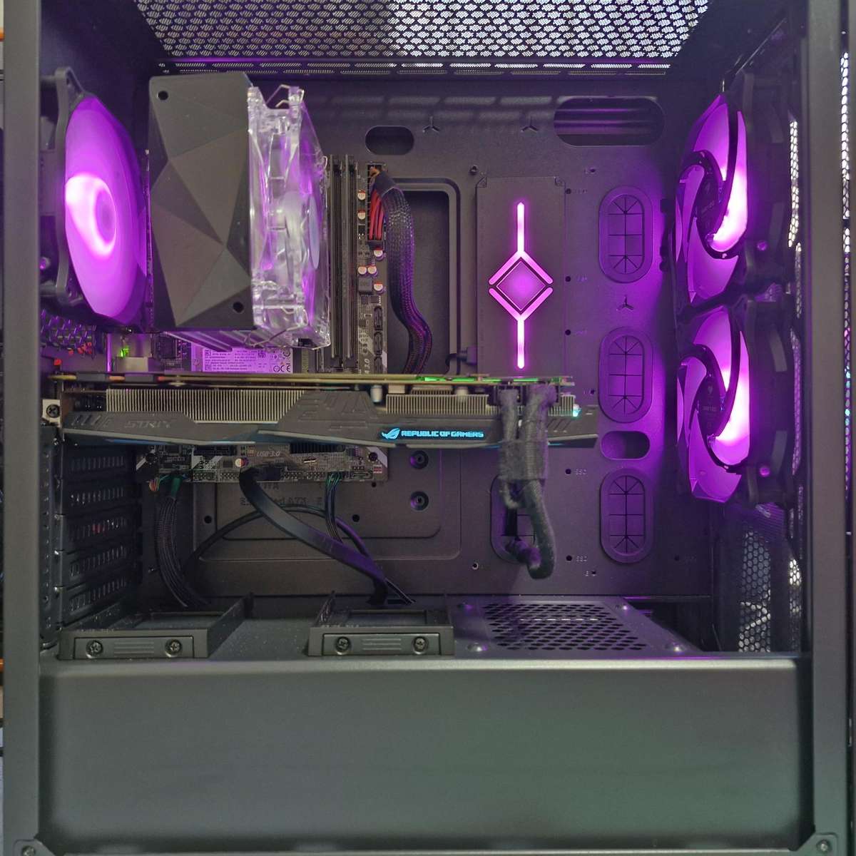 Gaming PC with ARGB, GTX1080 8Gb GPU, i5-10400 CPU, 16Gb RAM, 512Gb NvMe, Win 11 Pro