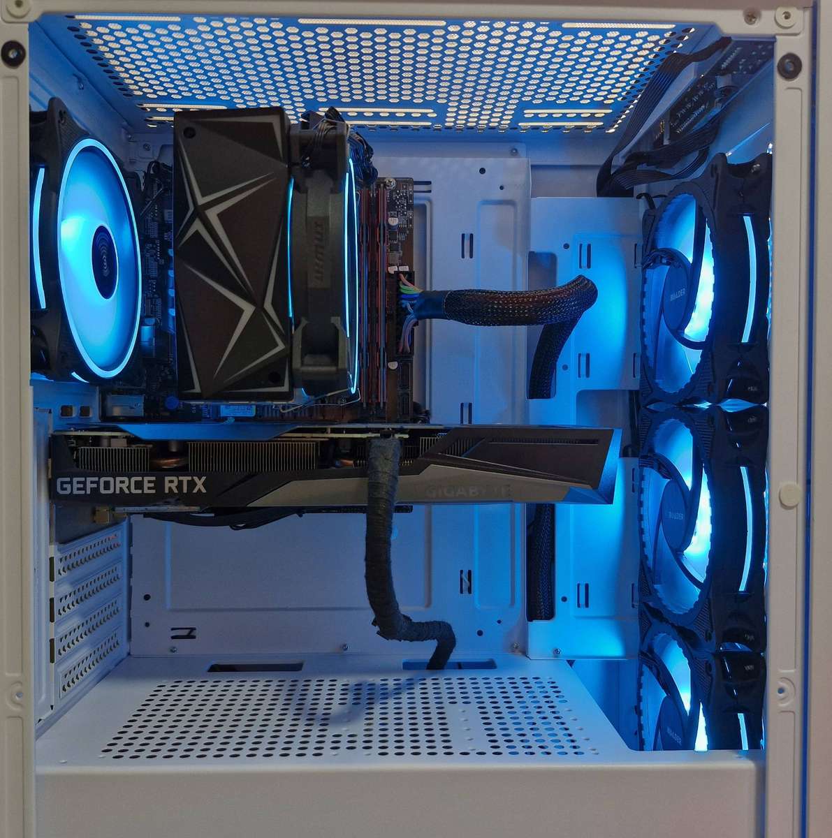 Gaming PC with ARGB, RTX3060 12Gb GPU, i5-12400 CPU, 32Gb RAM, 1Tb NvMe, Win 11 Pro