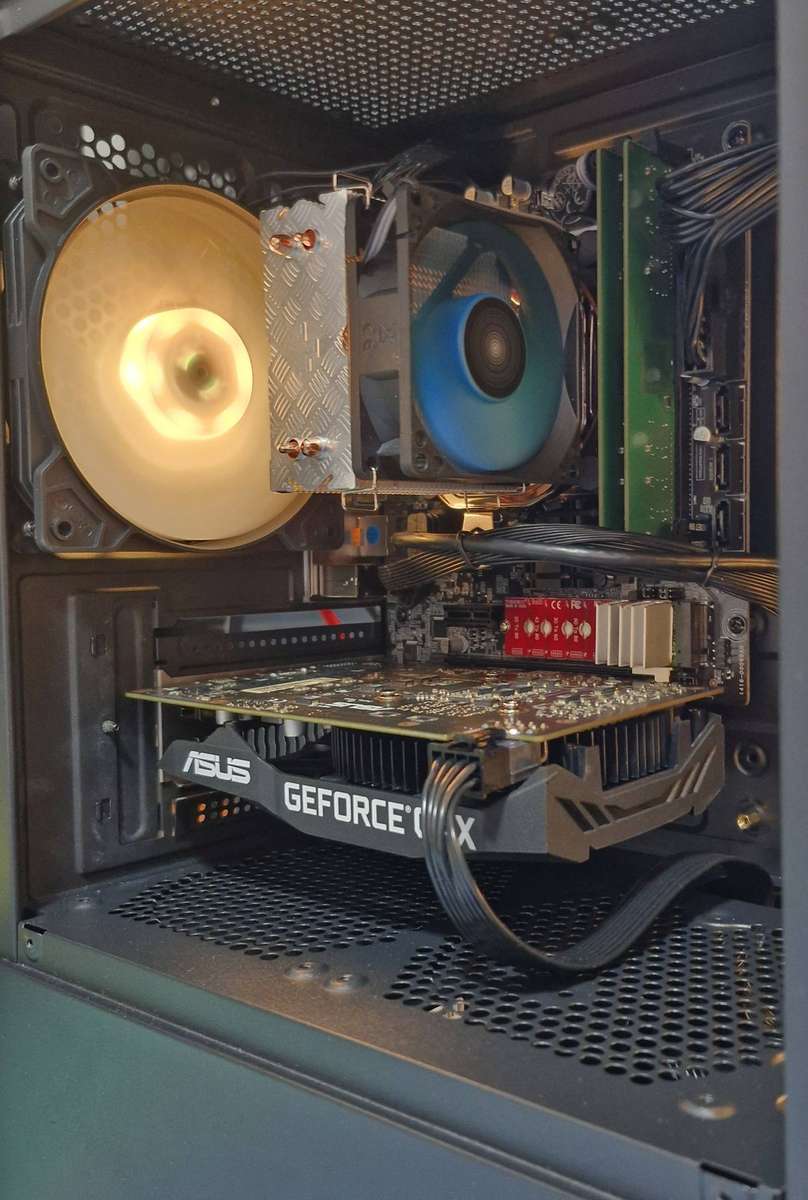 Gaming PC with ARGB, GTX 1660 Super 6Gb GPU, i7-7700 CPU, 16Gb RAM, 512Gb NvMe, Win 11 Pro