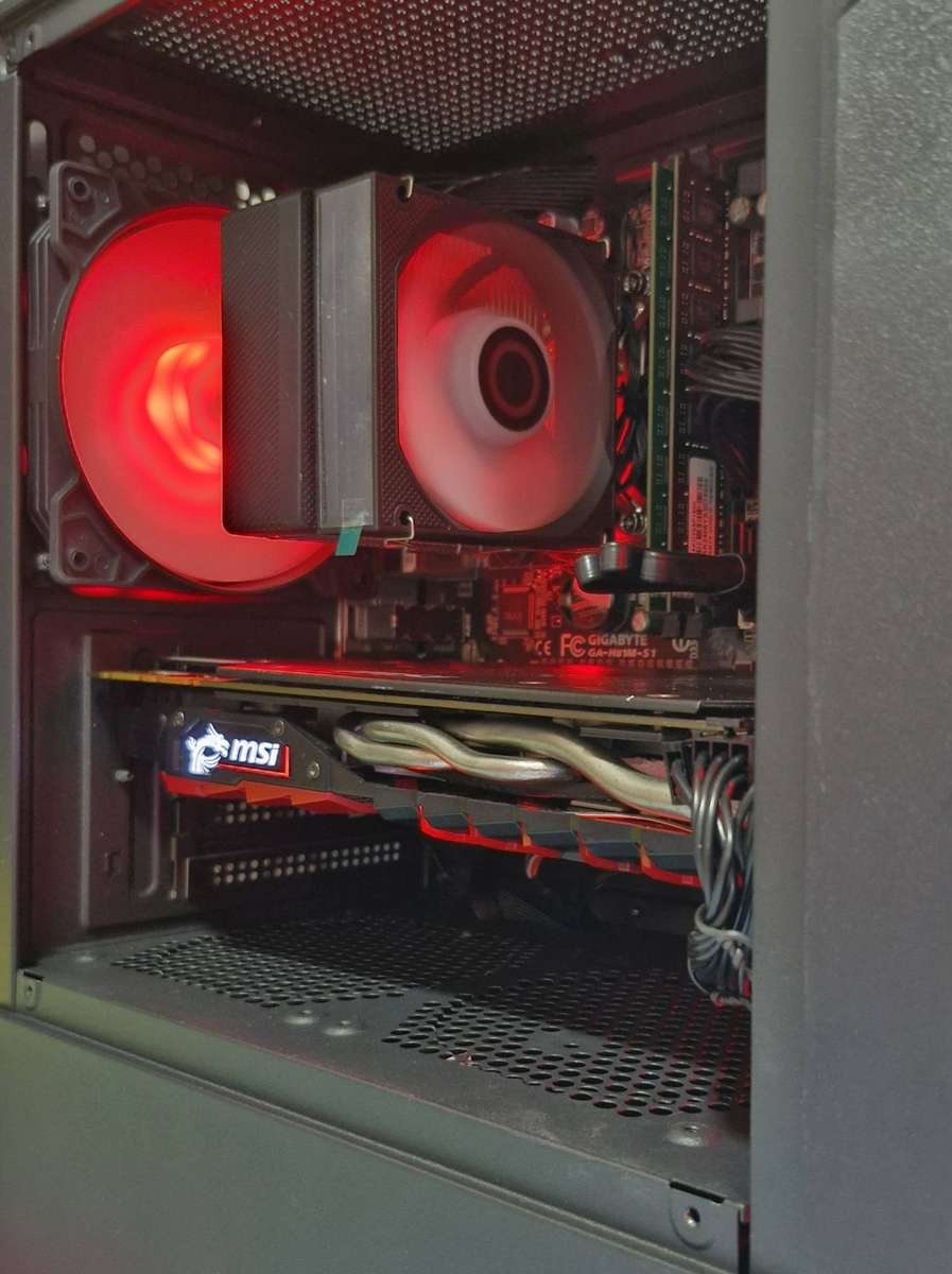 Gaming PC with ARGB, GTX 1080 8Gb GPU, i7-4790 CPU, 16Gb RAM, 1Tb SSD, Win 11 Pro
