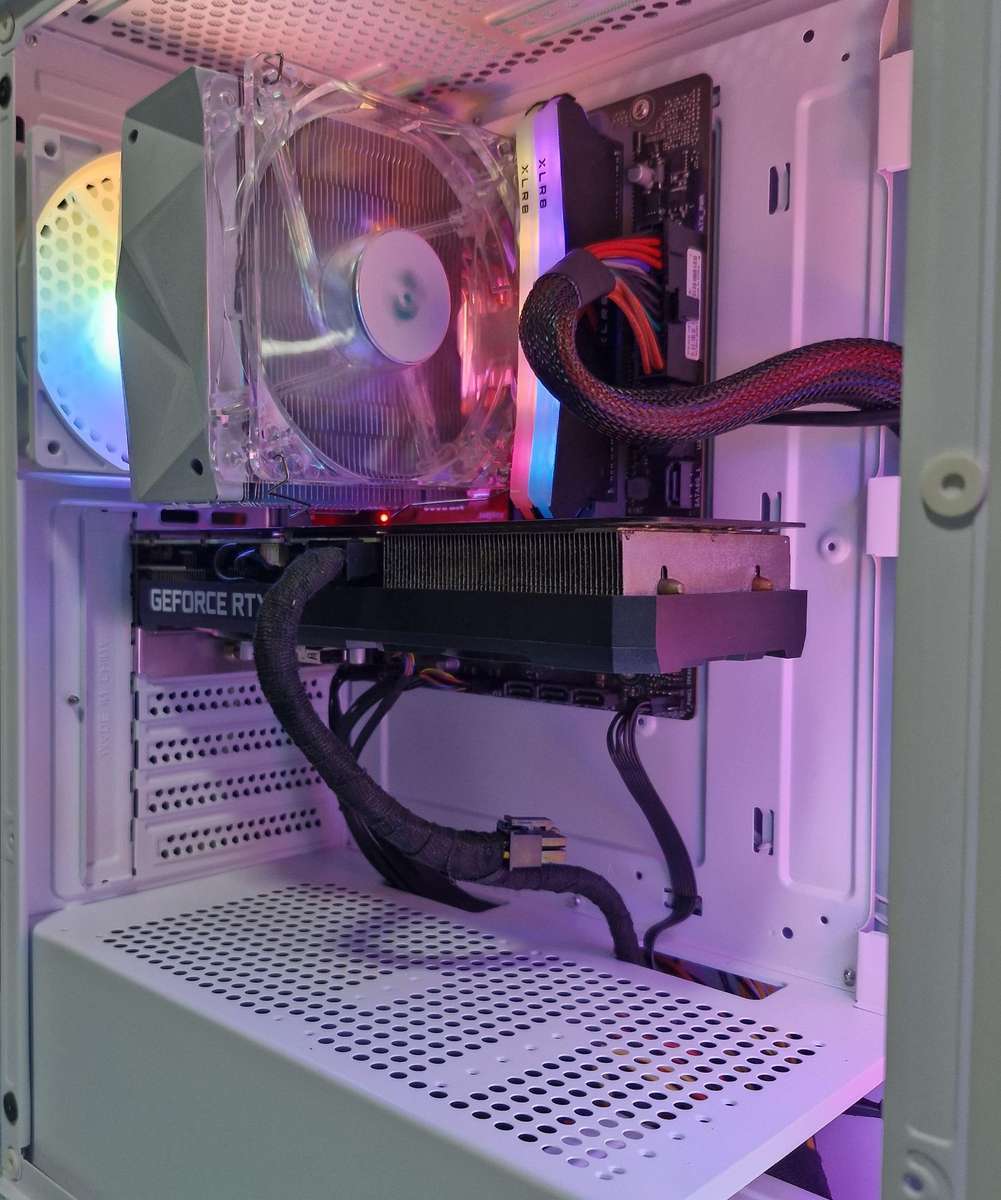 Gaming PC with static ARGB, RTX3060 12Gb GPU, i5-12400F CPU, 32Gb RAM, 1Tb NvMe, Win 11 Pro