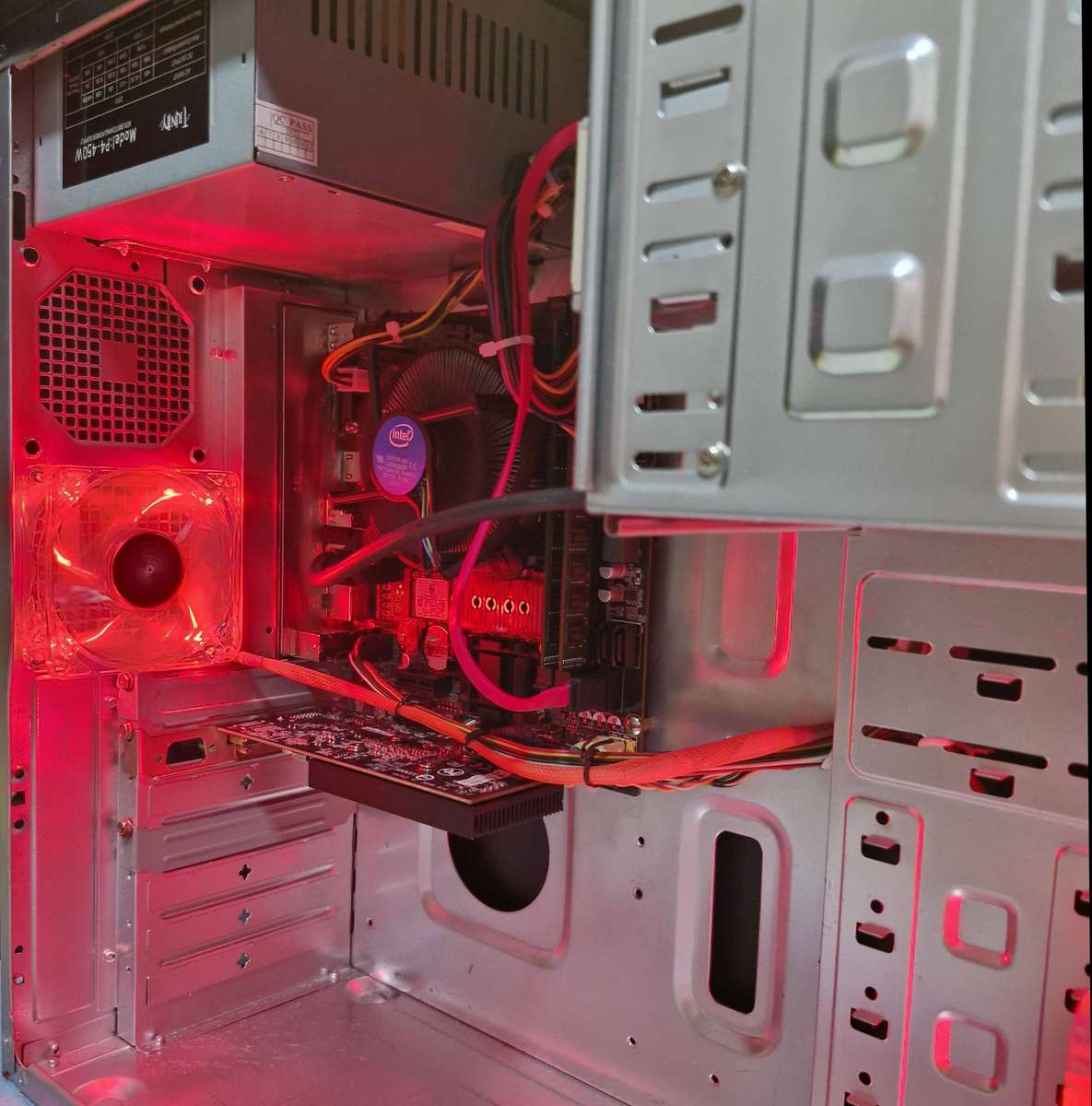 Windows 11 Desktop PC, GT 1030 2Gb GPU, i5-4440 CPU, 8Gb RAM, 256Gb NvMe, DVD, Win 11 Pro