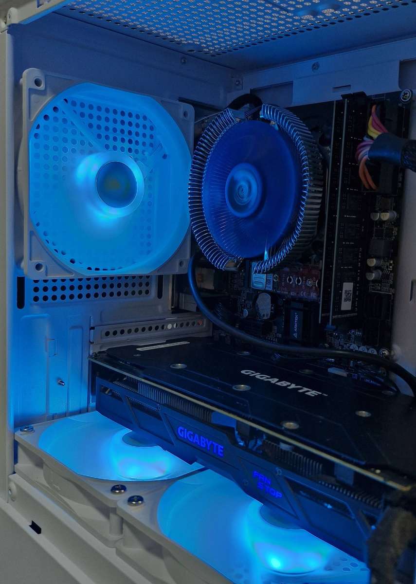 Gaming PC with ARGB, GT1060 6Gb GPU, i5-4590 CPU, 16Gb RAM, 512Gb NvMe, Win 11 Pro