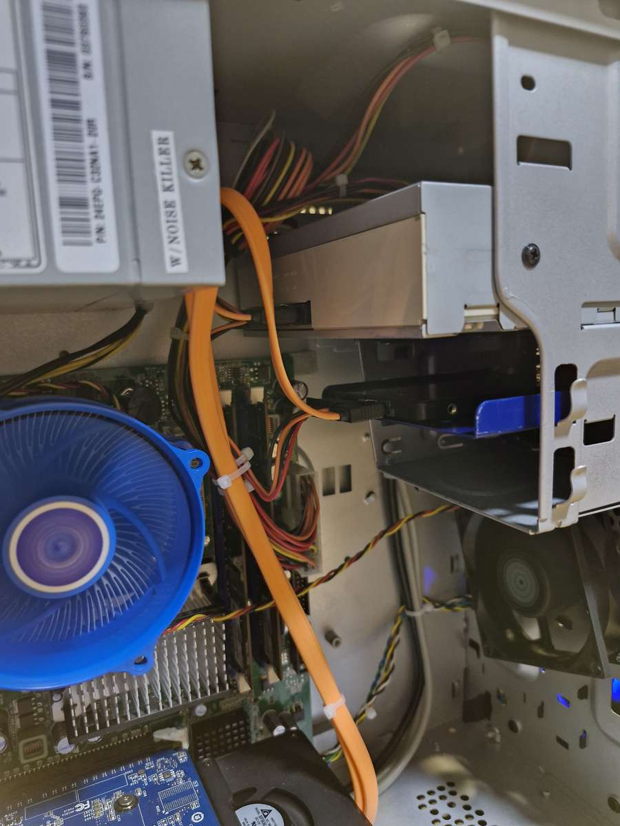 Windows 10 Desktop PC, GTX645 1Gb GPU, C2Duo E7500 CPU, 4Gb RAM, 120Gb SSD, DVD