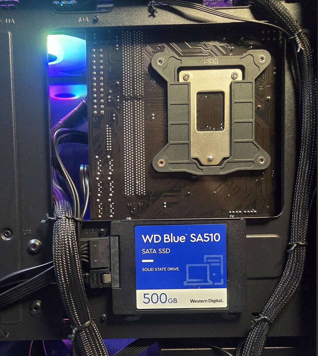Gaming PC with static RGB, GTX 1060 6Gb GPU, i5-4690 CPU, 16Gb RAM, 512Gb SSD, Win 11 Pro