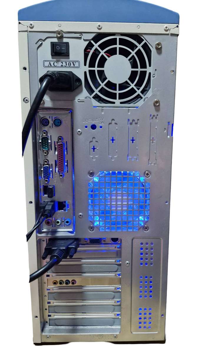 Vintage XP 64bit Desktop, GF 7600 GS 512Mb GPU, Core 2 Duo CPU, 2Gb RAM, 120Gb SSD, DVD, Win XP64bit