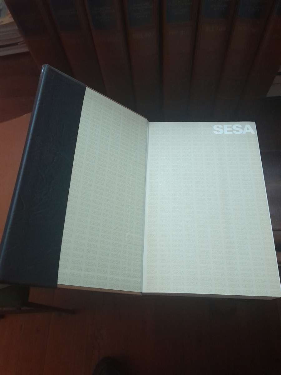 Standard Encyclopedia of Southern Africa - full set of 12