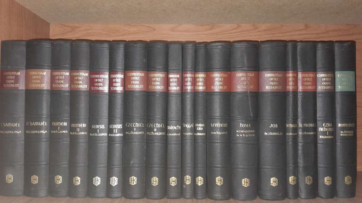 Commentaar op het Oude Testament -  18 books in total