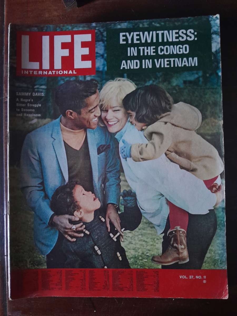 Life Magazines - set of 50