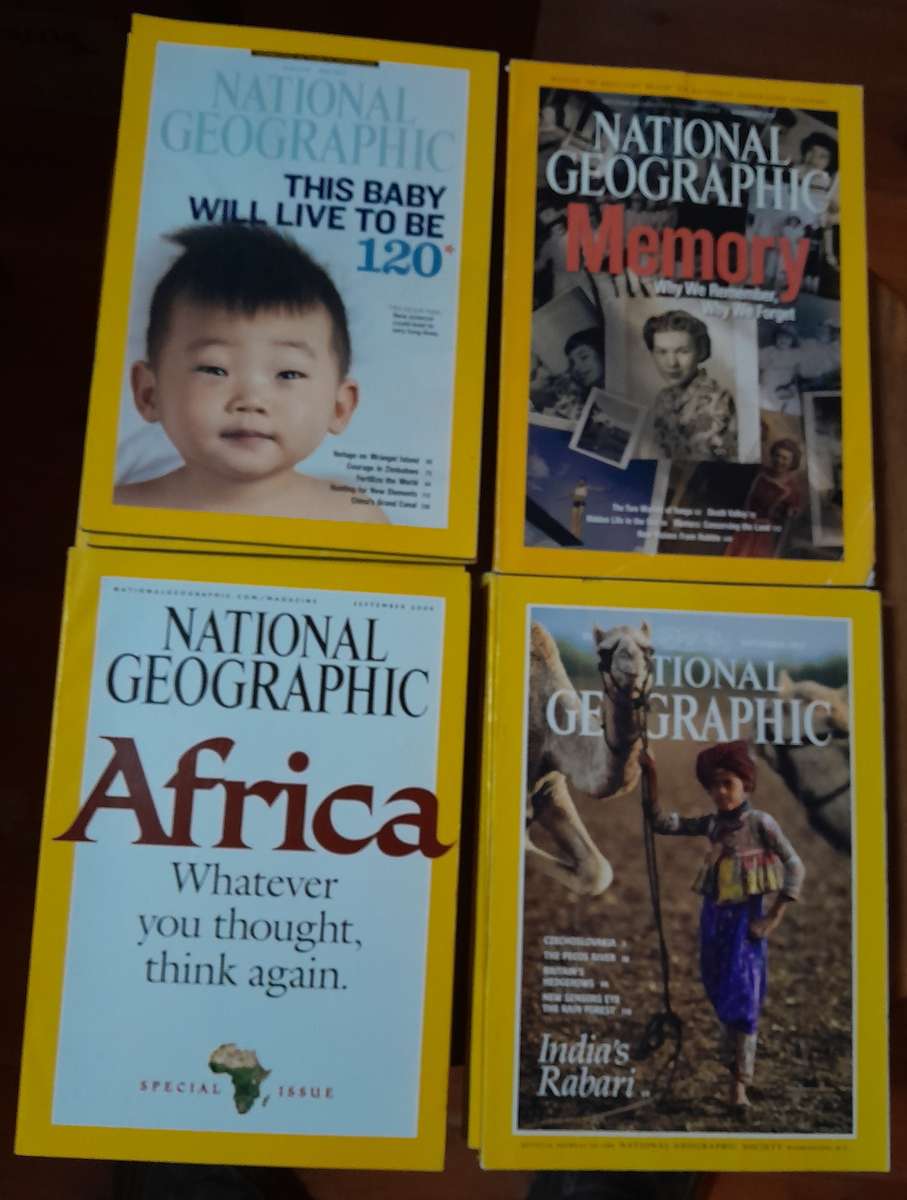 128 National Geographic magazines