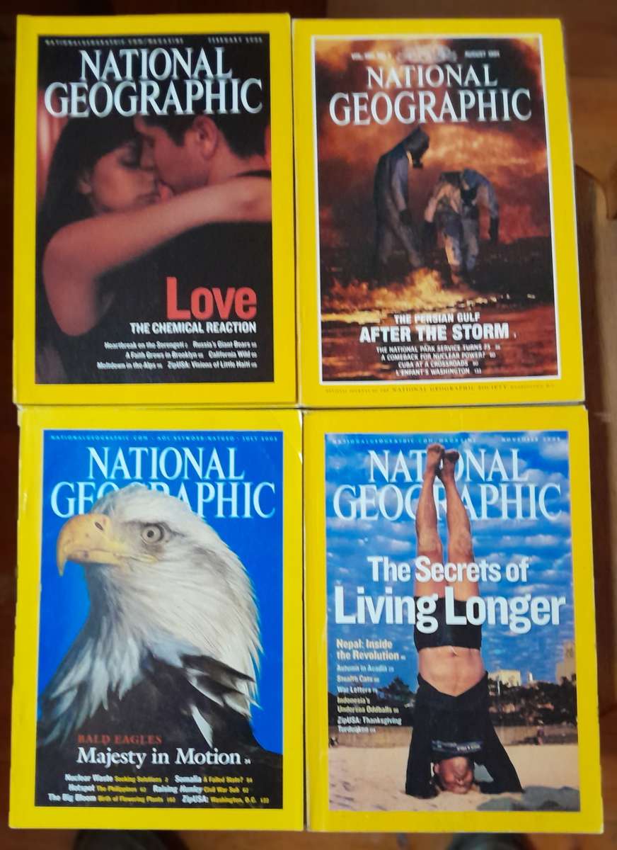 128 National Geographic magazines