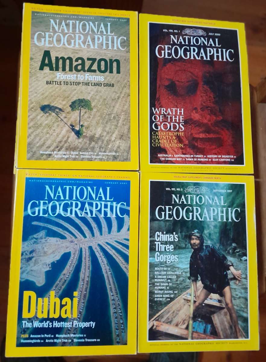 128 National Geographic magazines