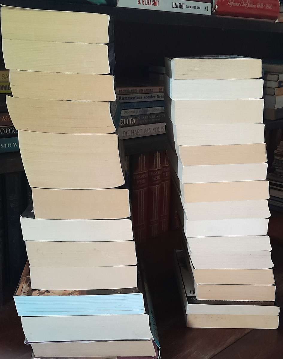 Bernard Cornwell - set of 27 books