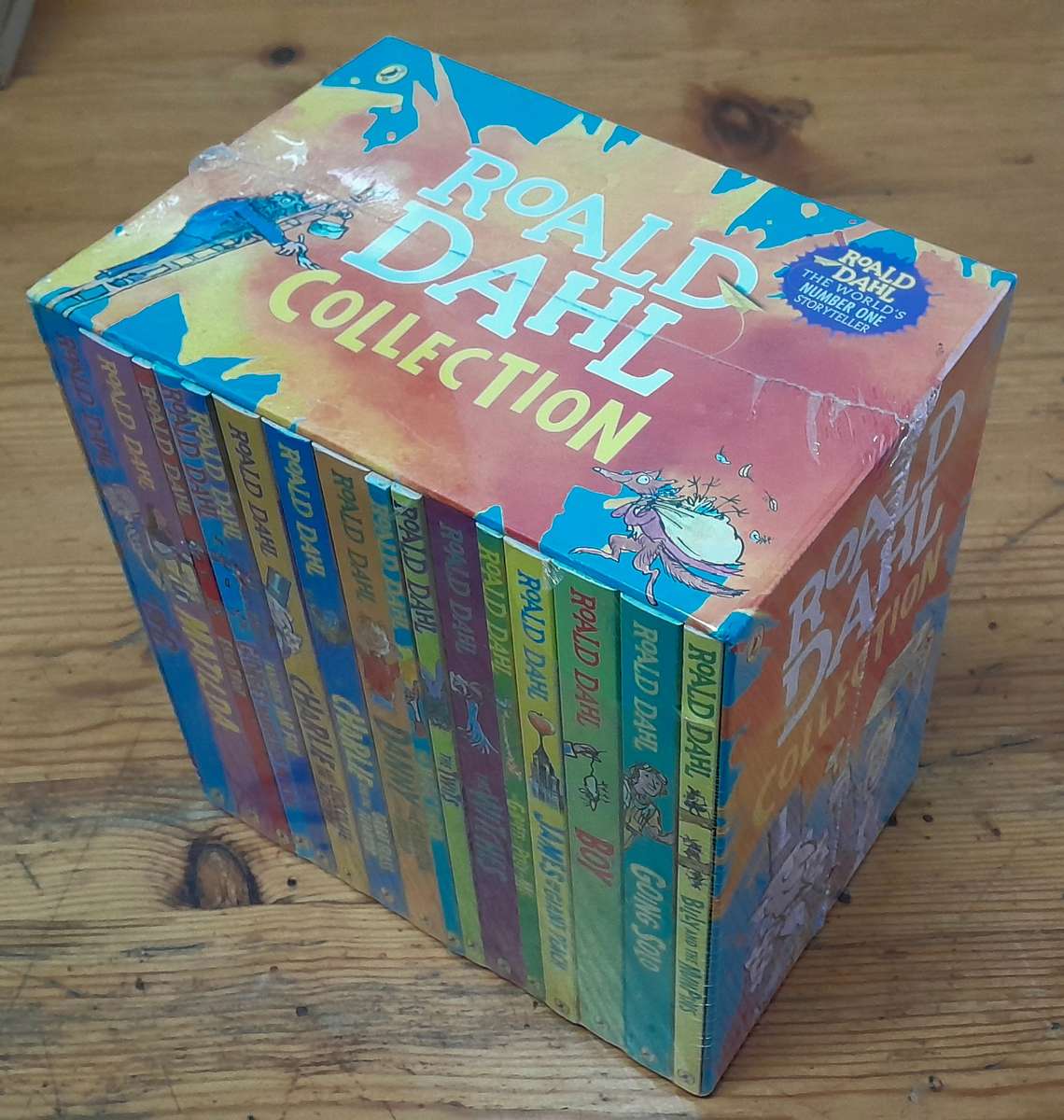 Roald Dahl  Collection - set of 16 books